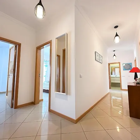 Apartamento Modern Ocean, Garden & Pool View By Becherish