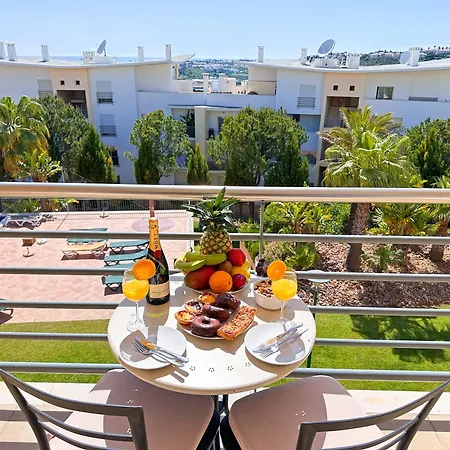 Apartamento Modern Ocean, Garden & Pool View By Becherish Albufeira
