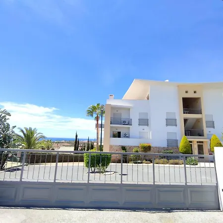 Modern Ocean, Garden & Pool View By Becherish * 阿尔布费拉