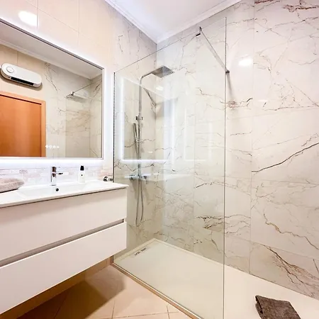 Modern Ocean, Garden & Pool View By Becherish