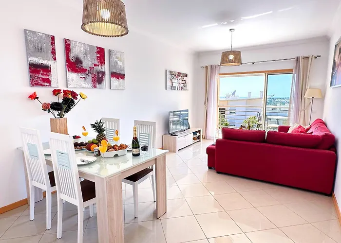 Modern Ocean, Garden & Pool View By Becherish Apartment *