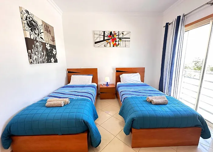 Modern Ocean, Garden & Pool View By Becherish Lejlighed Albufeira