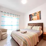 Modern Ocean, Garden & Pool View By Becherish Apartamento Albufeira